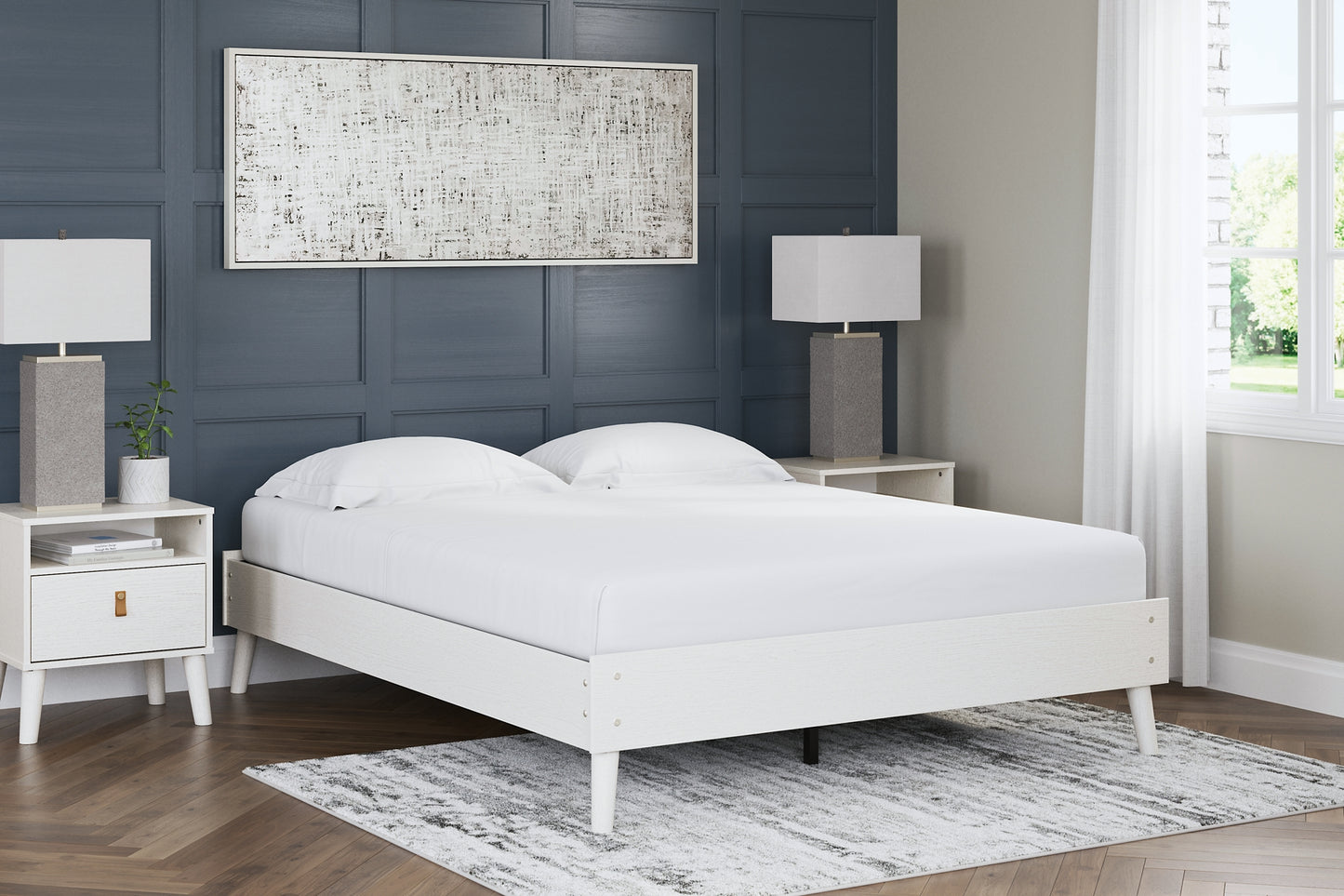 Aprilyn  Platform Bed