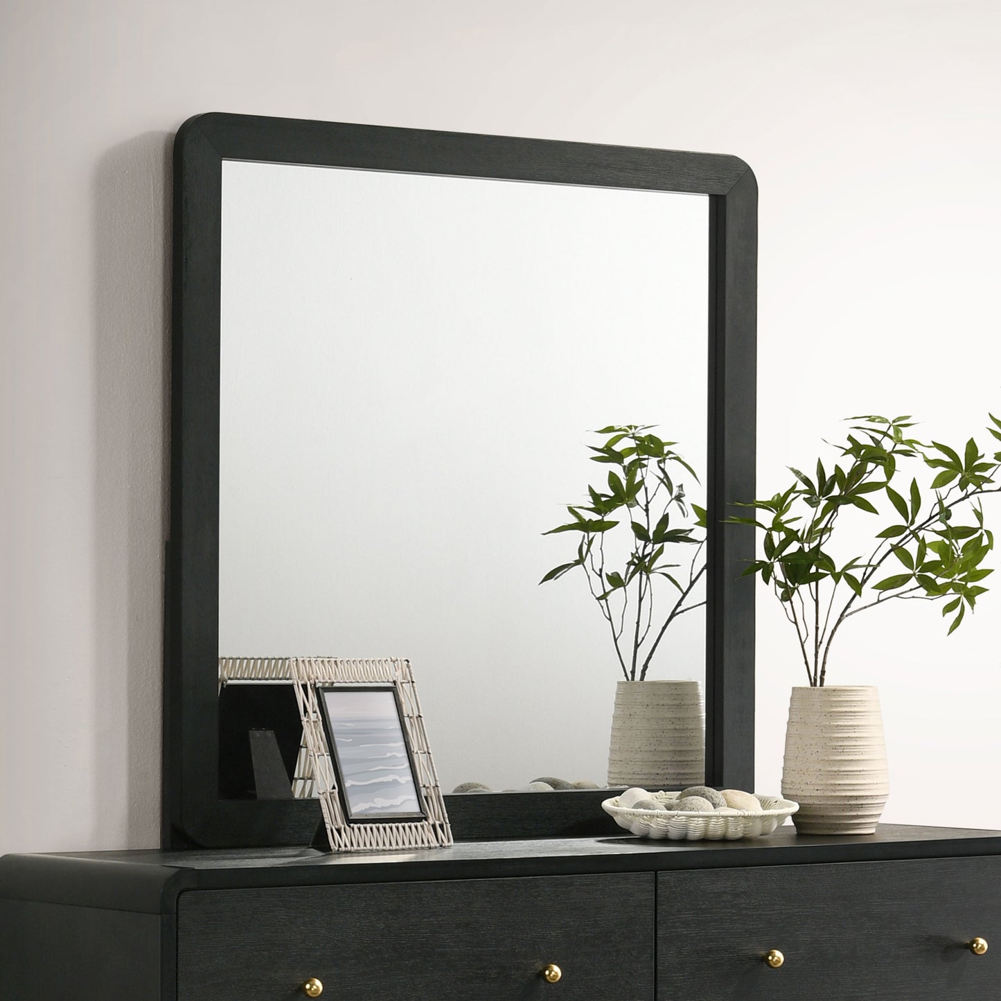 Cavelle Dresser Mirror Black