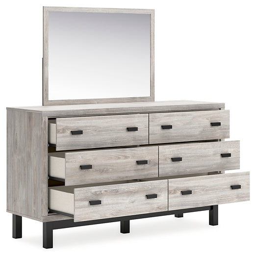 Vessalli Queen Panel Bed with Mirrored Dresser