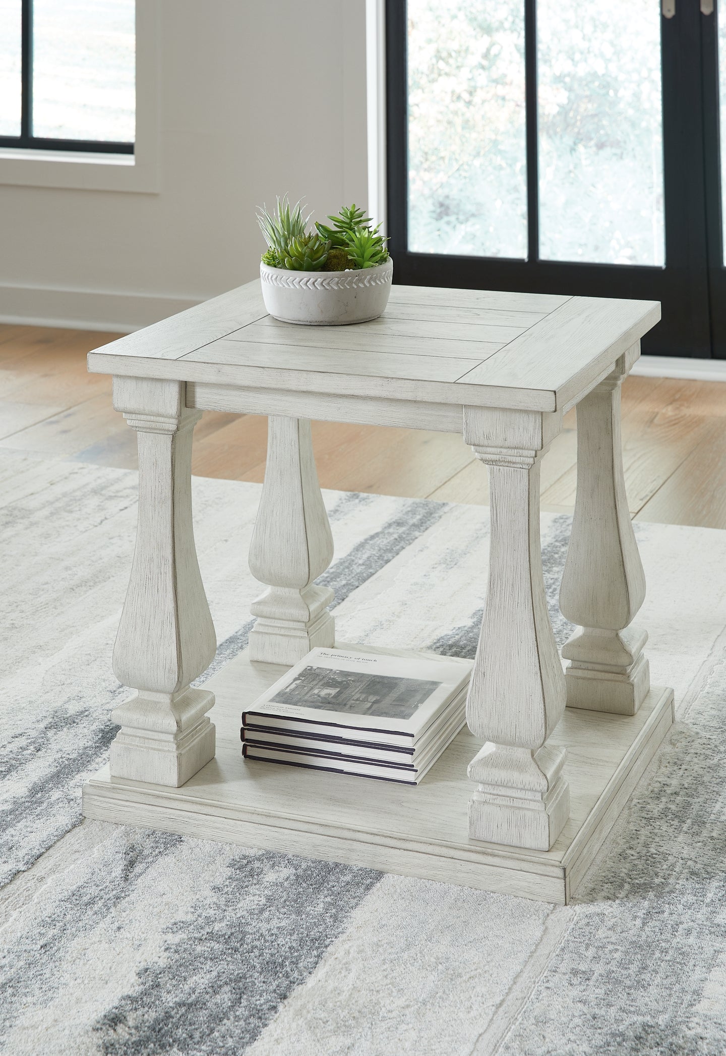 Arlendyne Coffee Table with 1 End Table